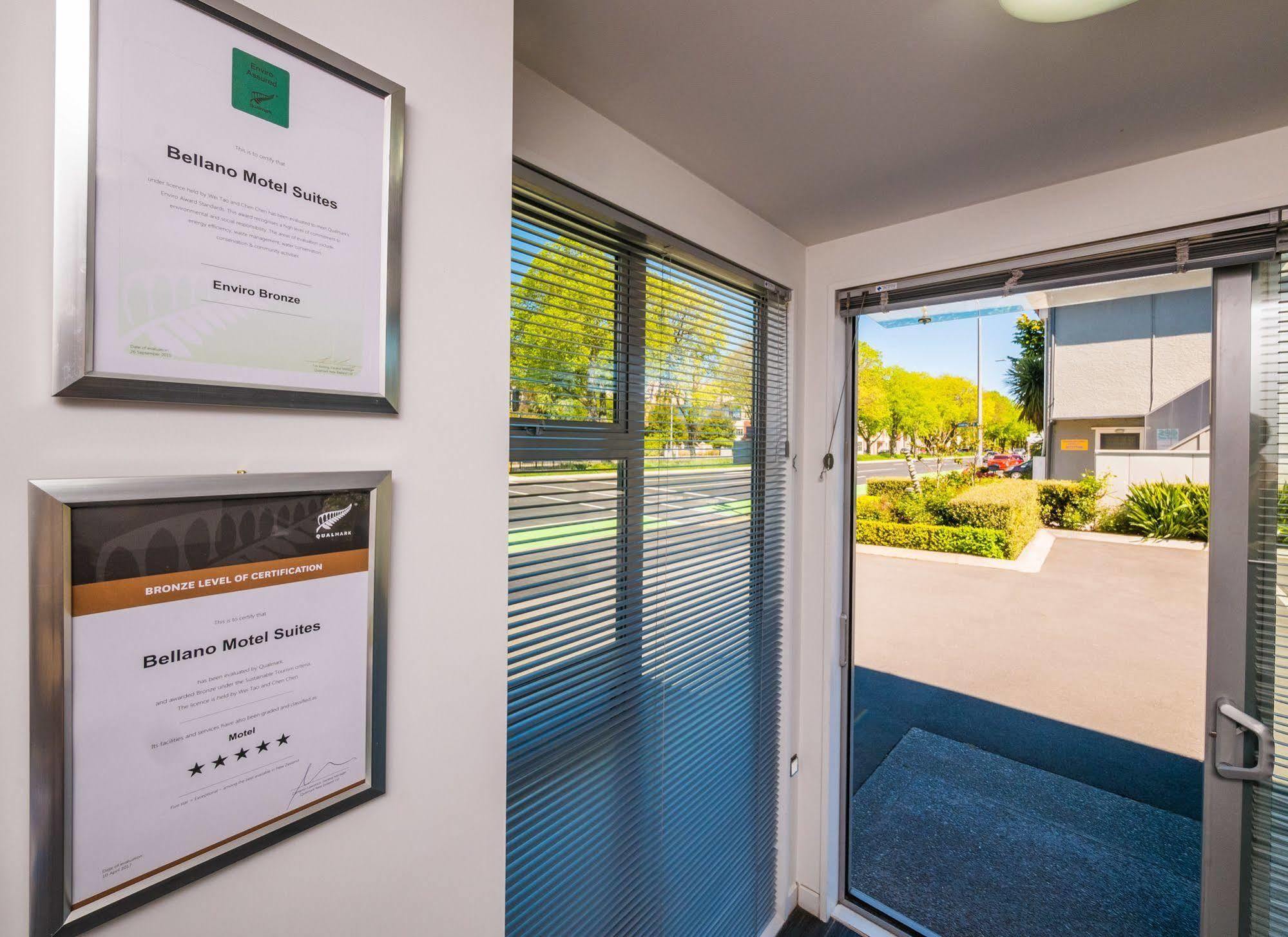 Bellano Motel Suites ไครสต์เชิร์ช ภายนอก รูปภาพ Entrance to the Business Model School
